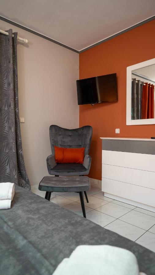 Vasiliki Loft *