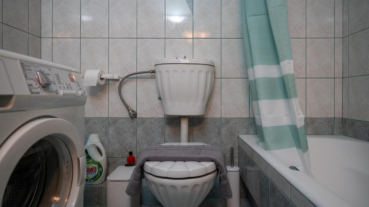 Vasiliki Loft *